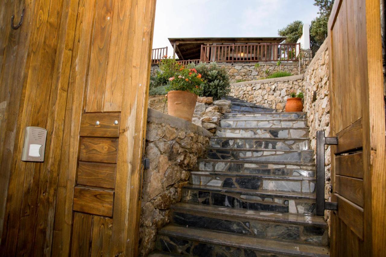 Villa Aloni In *